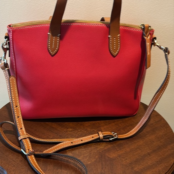 Dooney Bourke  Dome top Satchel  crossbody bag  Leather  flag red/ brown  NWOT - Picture 8 of 17